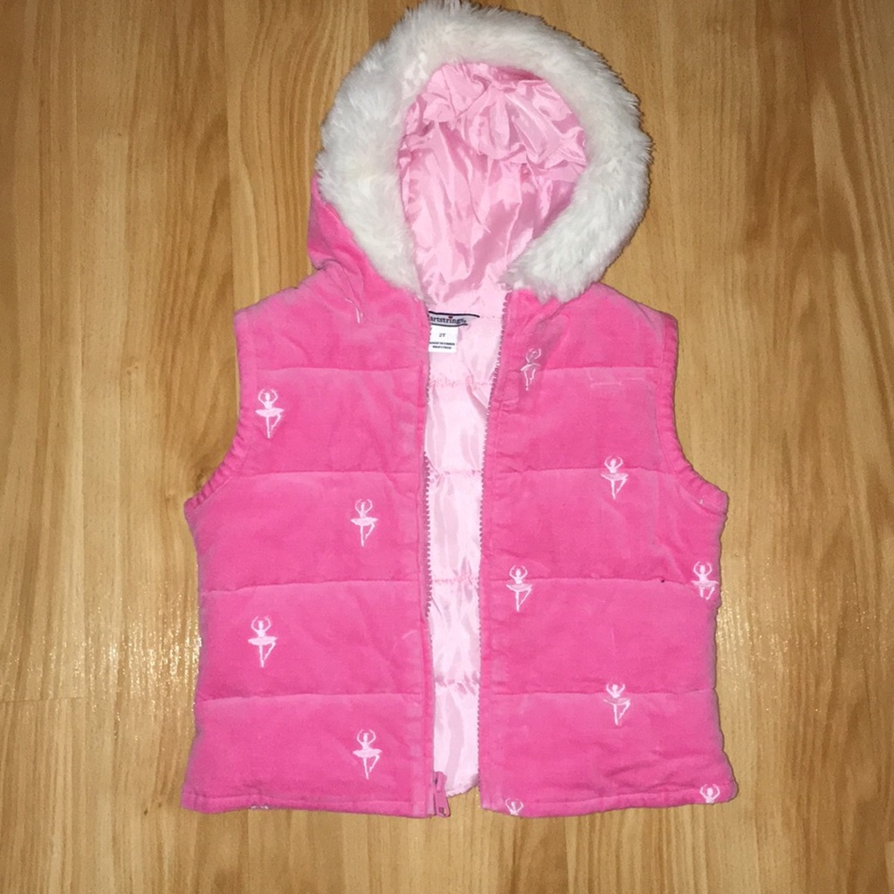 Puffer vest with ballerina embroidery